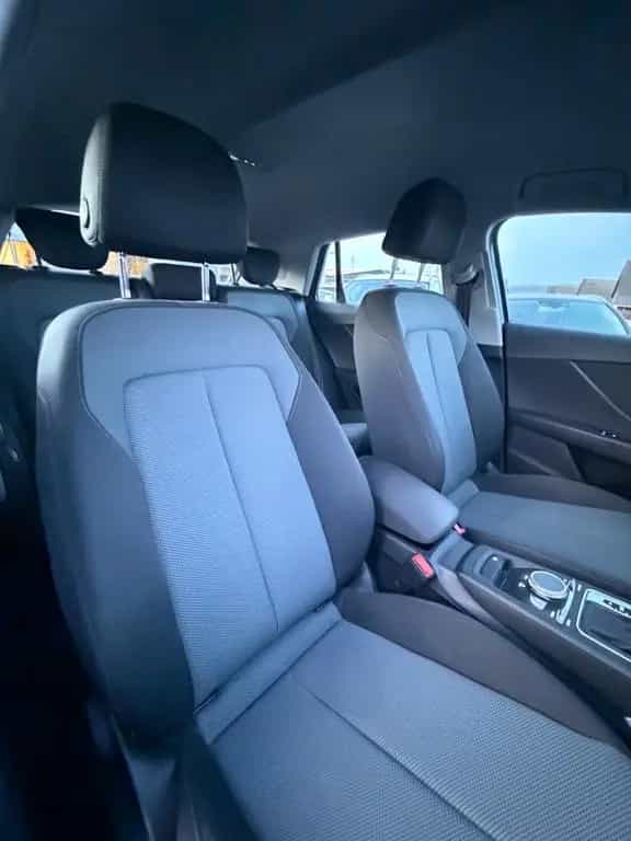 Audi Q2 design*NEU*TÜV*Automatik*150PS*NAVI* 10/2017-photo-21