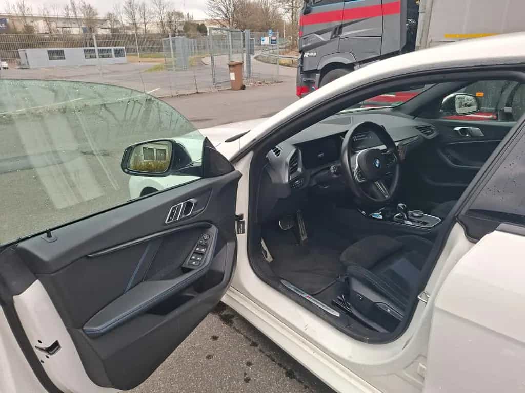 BMW 2 Series 220d Gran Coupé X-Drive M-Paket Steptronic 09/2022-photo-6