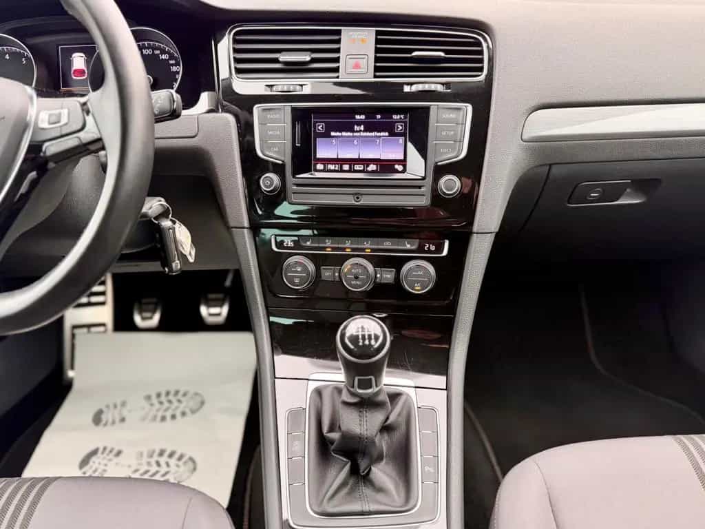 Volkswagen Golf VII Lim. Allstar BMT Kurvenlicht Tempomat 04/2016-photo-19