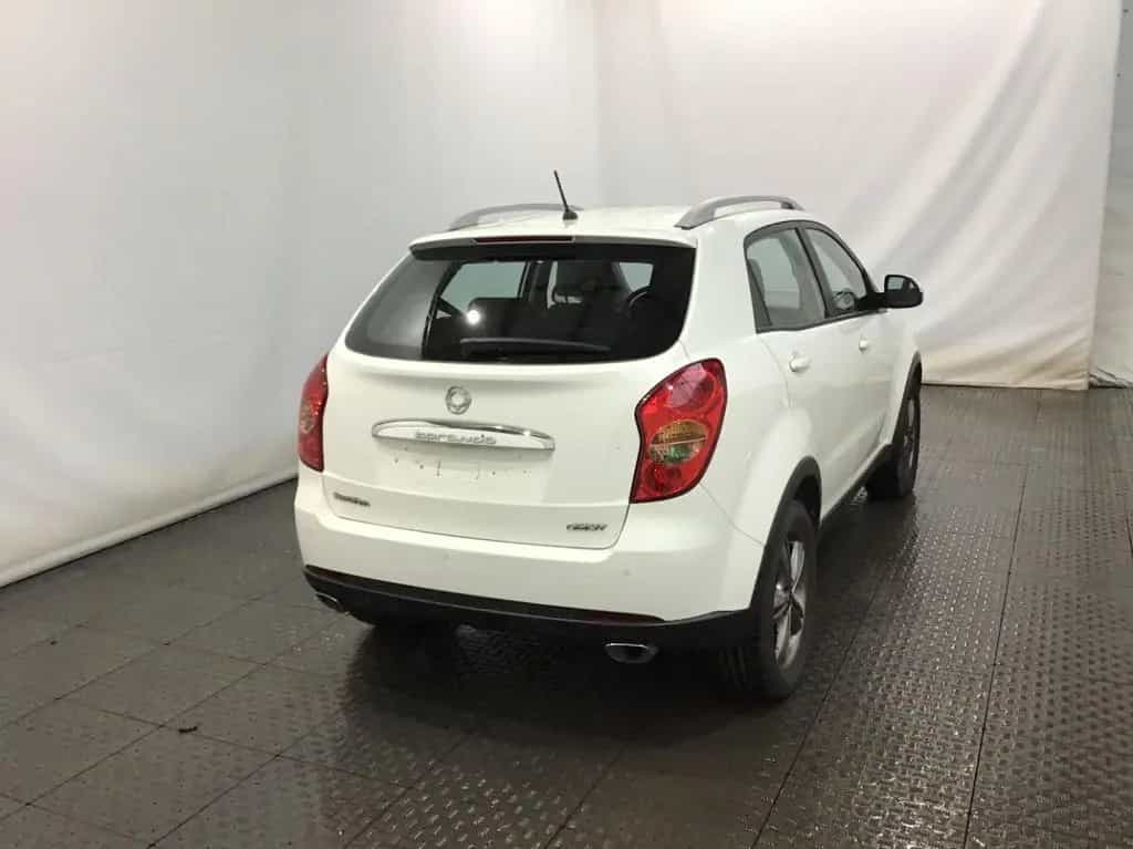 Ssangyong Korando 2.0 crdi 07/2013-photo-3
