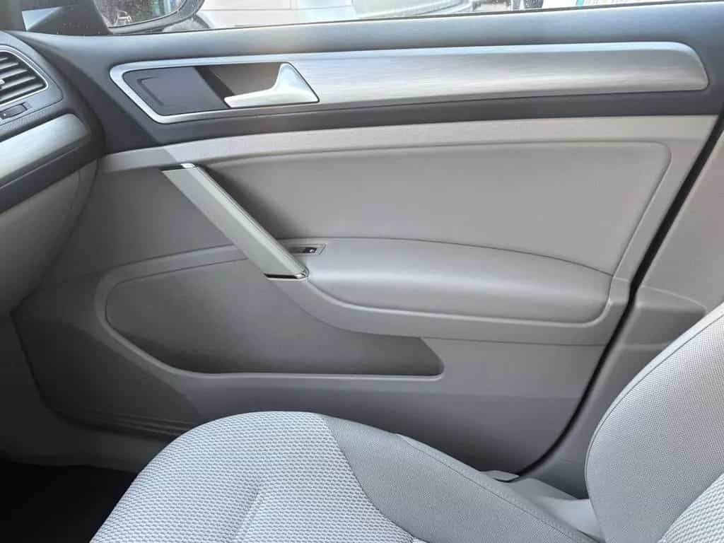 Volkswagen Golf VII Lim. Comfortline BMT*Garantie*HU/AU/Neu 08/2015-photo-19