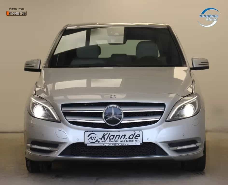 Mercedes-Benz B 200 156PS 7G Memory Leder RCAM AHK ACC 06/2012-photo-1