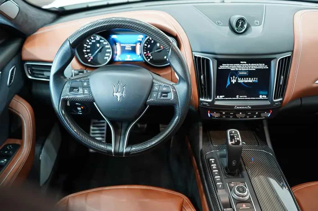 Maserati Levante GranLusso S Q4*Carbon*Bowers Wilkins* 07/2018-photo-15