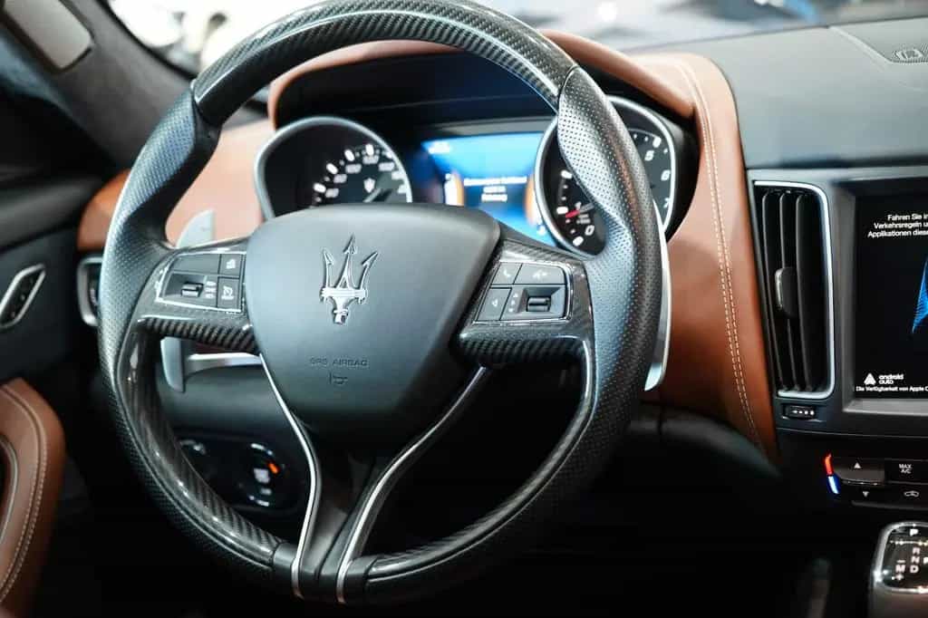 Maserati Levante GranLusso S Q4*Carbon*Bowers Wilkins* 07/2018-photo-16