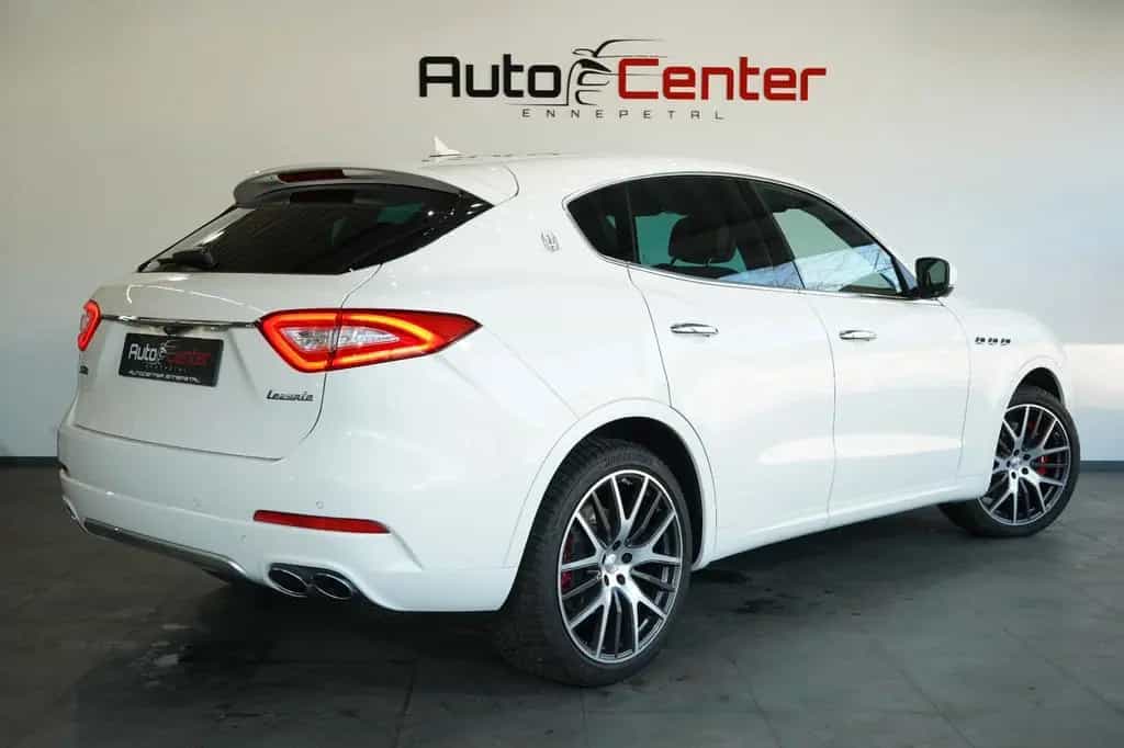 Maserati Levante GranLusso S Q4*Carbon*Bowers Wilkins* 07/2018-photo-3