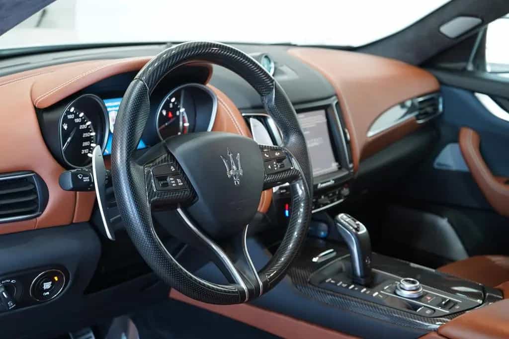 Maserati Levante GranLusso S Q4*Carbon*Bowers Wilkins* 07/2018-photo-9