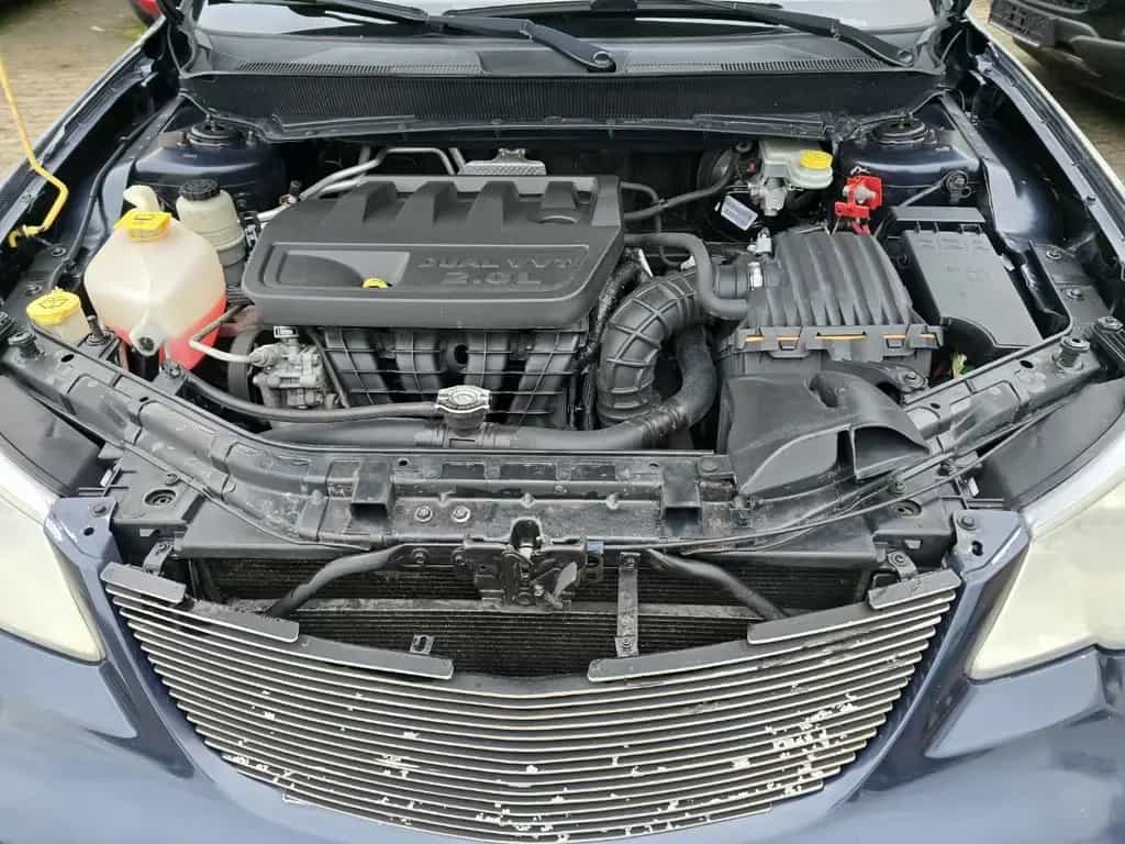 Chrysler Sebring 2.0i Limited LEDER ALU+WIN KLIMAAUTOMATI 03/2009-photo-32