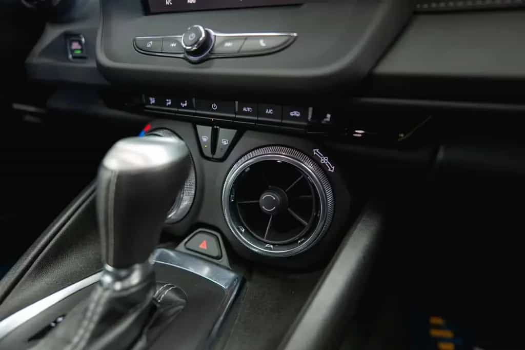Chevrolet Camaro 6.2 SS Coupe ZL1 LT1 Performance CarPlay 09/2022-photo-23