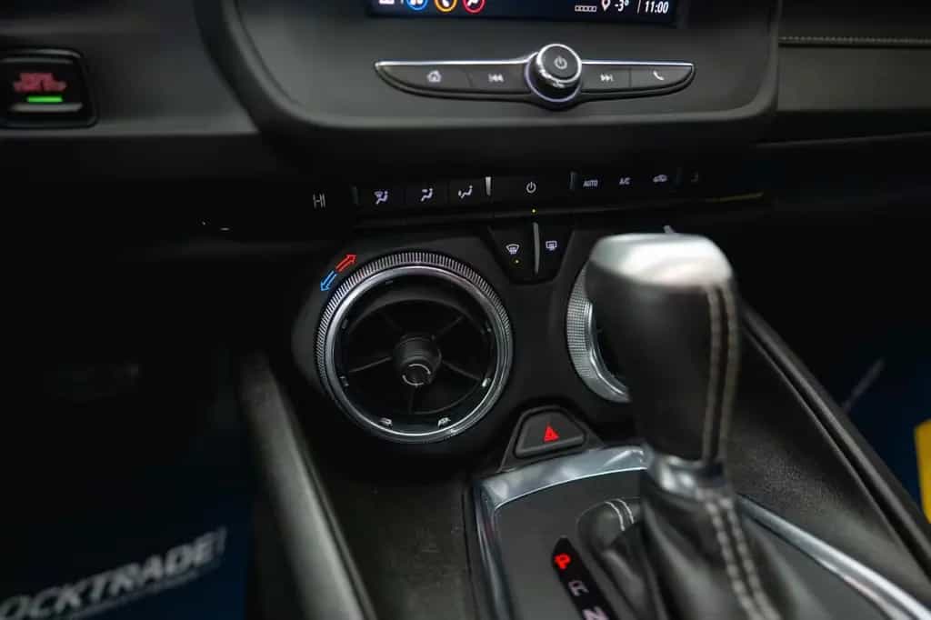 Chevrolet Camaro 6.2 SS Coupe ZL1 LT1 Performance CarPlay 09/2022-photo-25