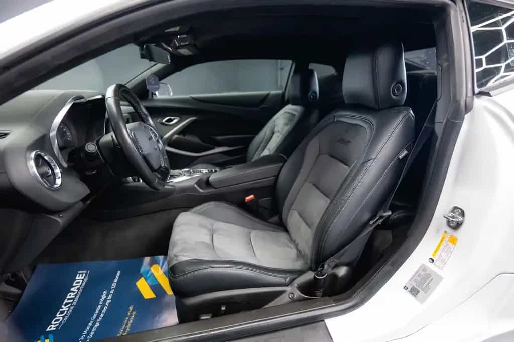 Chevrolet Camaro 6.2 SS Coupe ZL1 LT1 Performance CarPlay 09/2022-photo-33