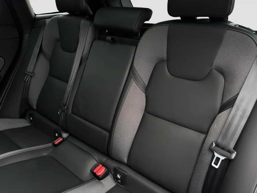 Volvo XC60 B5 Plus Black Edition AWD/Pano/360K/21Zoll 05/2025-photo-13