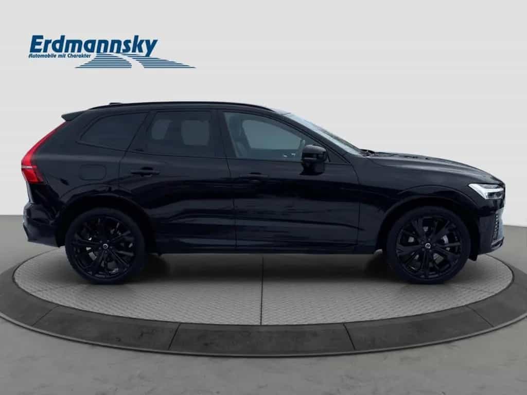 Volvo XC60 B5 Plus Black Edition AWD/Pano/360K/21Zoll 05/2025-photo-5