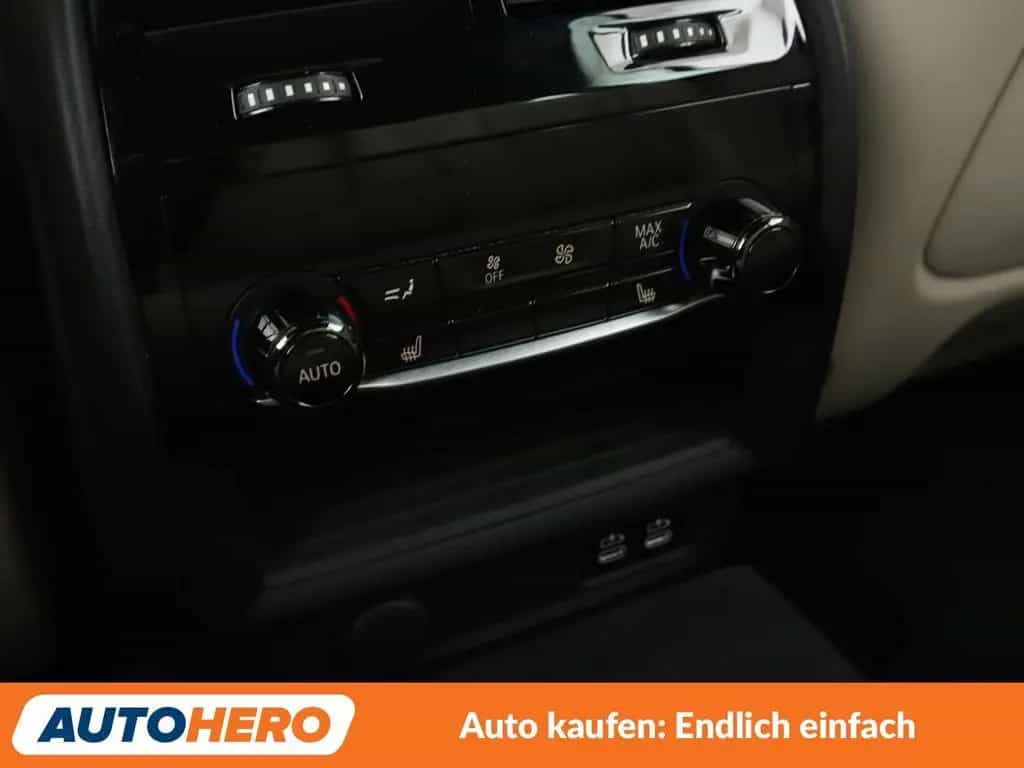 BMW 5 Series 520d Mild-Hybrid Luxury Line Aut.*NAVI*360*LASER 08/2020-photo-29
