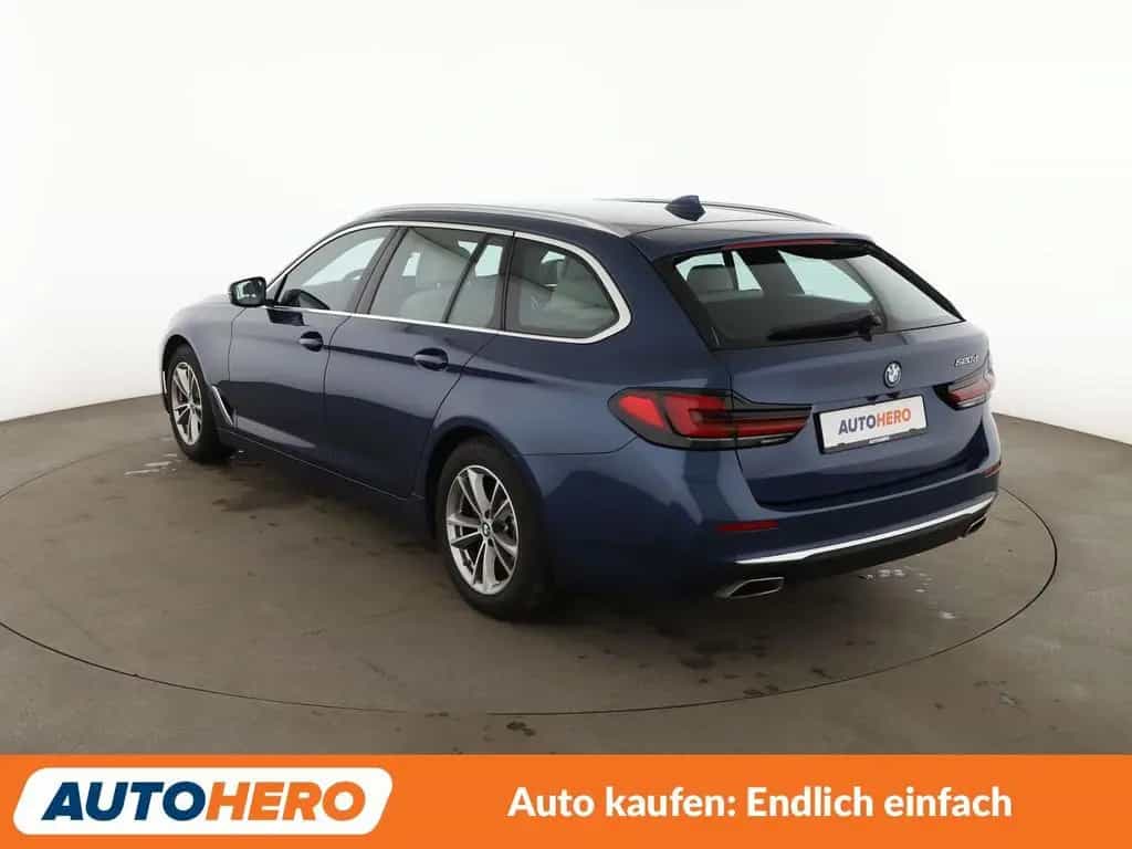BMW 5 Series 520d Mild-Hybrid Luxury Line Aut.*NAVI*360*LASER 08/2020-photo-3
