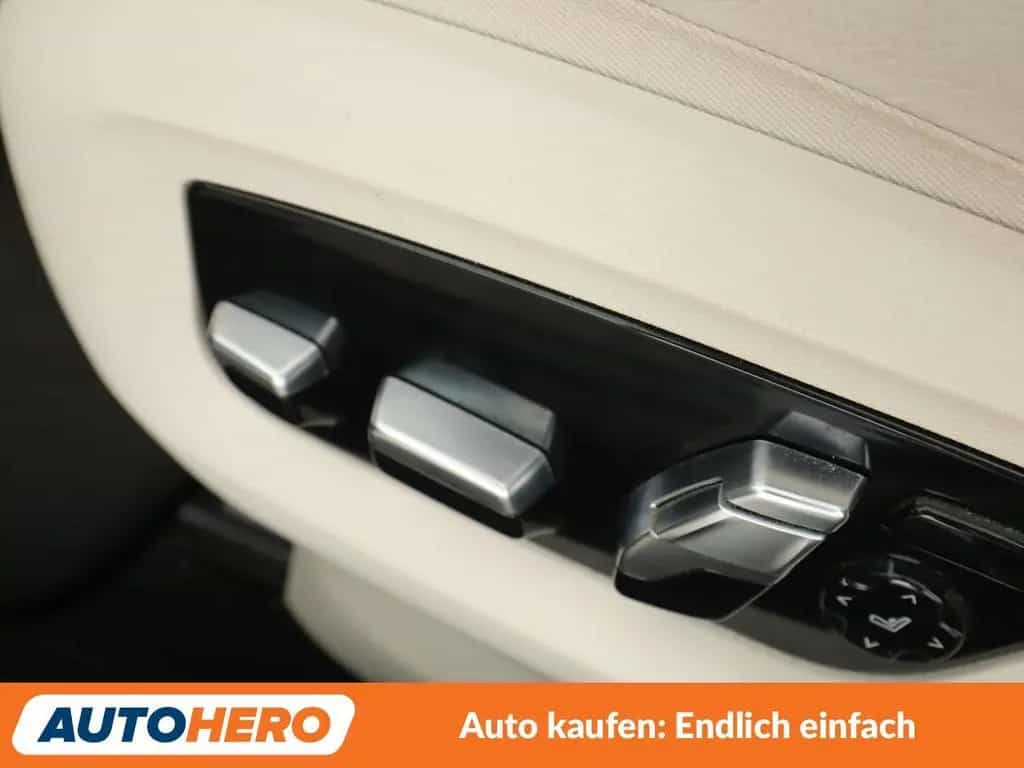 BMW 5 Series 520d Mild-Hybrid Luxury Line Aut.*NAVI*360*LASER 08/2020-photo-32