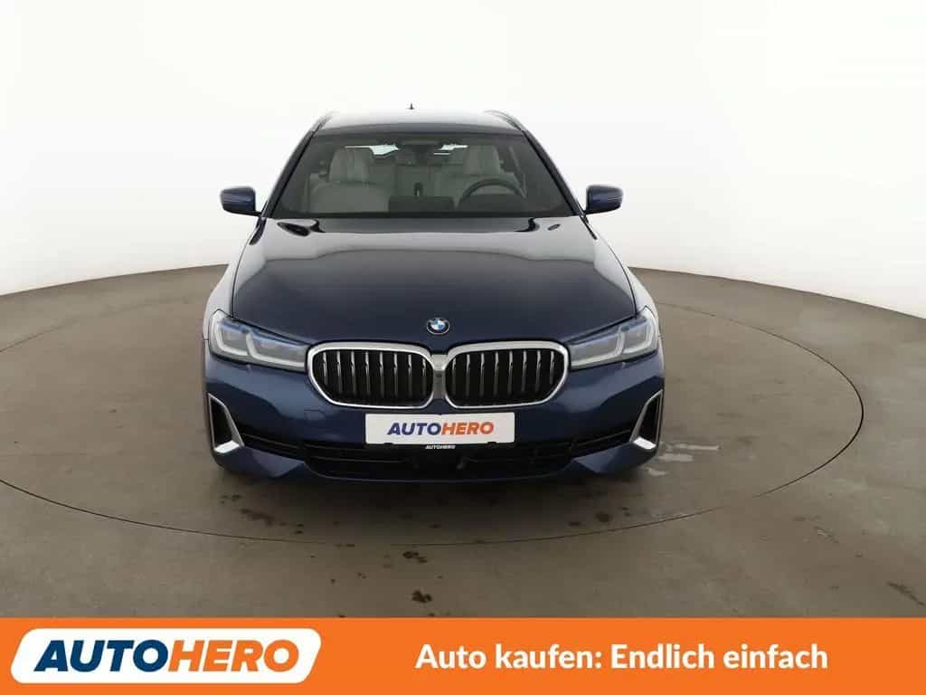 BMW 5 Series 520d Mild-Hybrid Luxury Line Aut.*NAVI*360*LASER 08/2020-photo-8