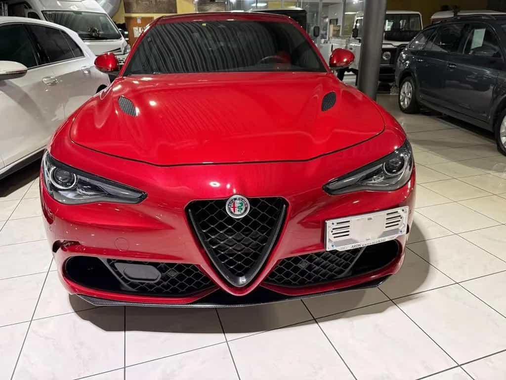 Alfa Romeo Giulia Quadrifoglio 09/2019-photo-1