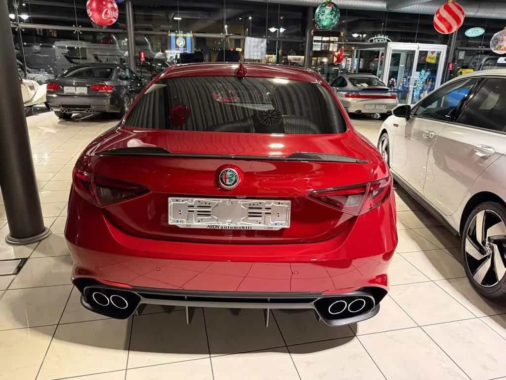 Alfa Romeo Giulia Quadrifoglio 09/2019-photo-2