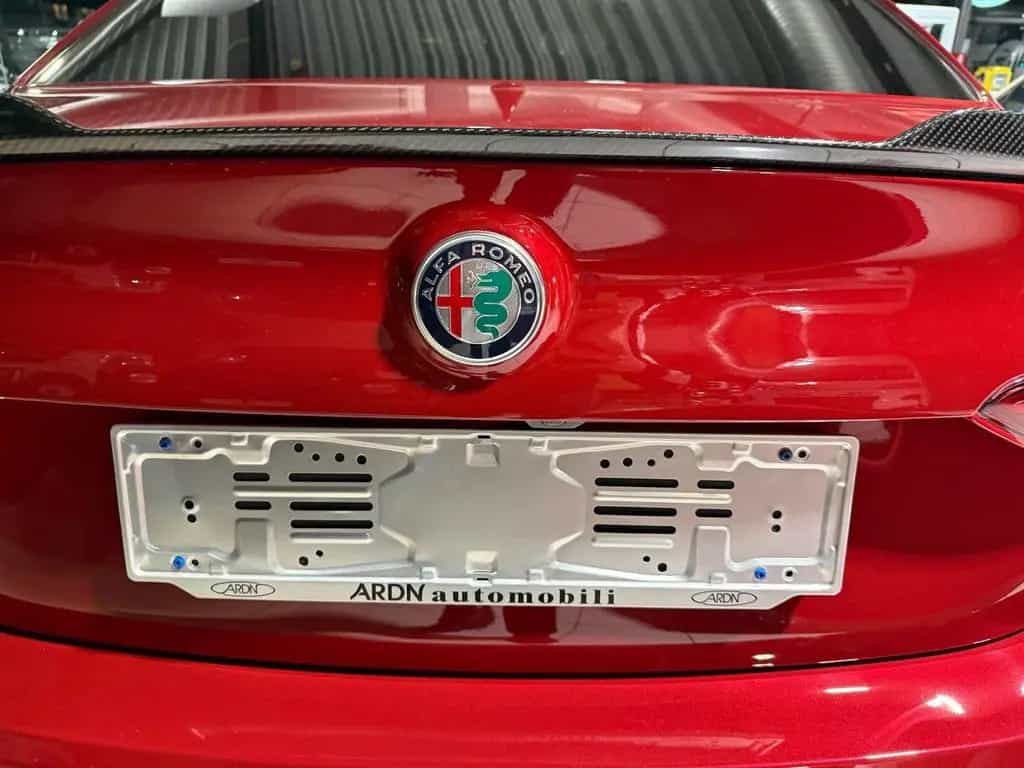 Alfa Romeo Giulia Quadrifoglio 09/2019-photo-4