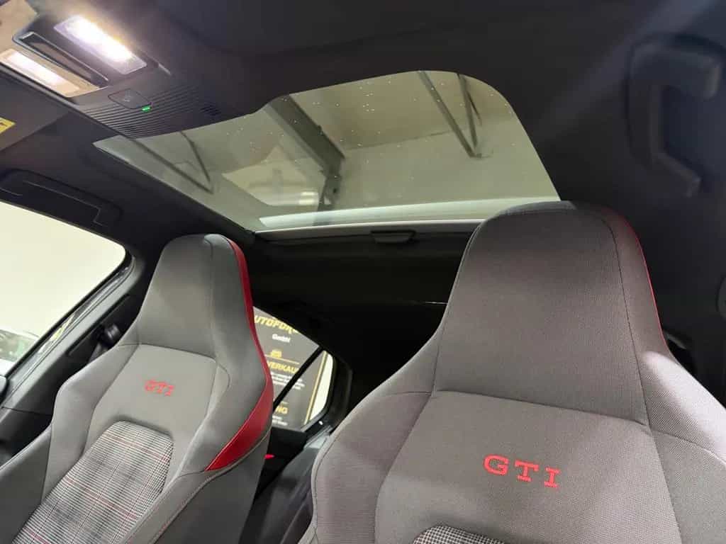 Volkswagen Golf VIII Lim. GTI 2.0TSI DSG/PANO/CAM/SOUND/18" 01/2023-photo-18