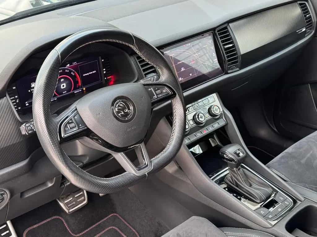 Skoda Kodiaq Sportline 4x4 AHK Standhzg ACC VirtCP DAB 03/2020-photo-17