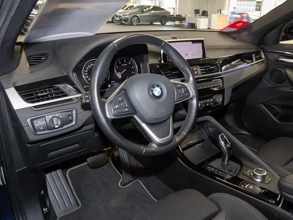 BMW X2 xDrive18d A PANO AHK RFK NAVI LED PDC V+H LM 02/2023-photo-3
