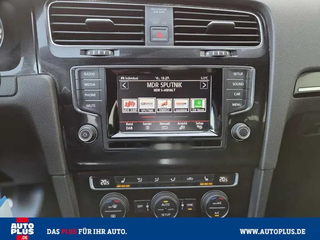 Volkswagen Golf GTI Performance PDC+SITZHZG+XENON+1. HAND 09/2013-photo-18