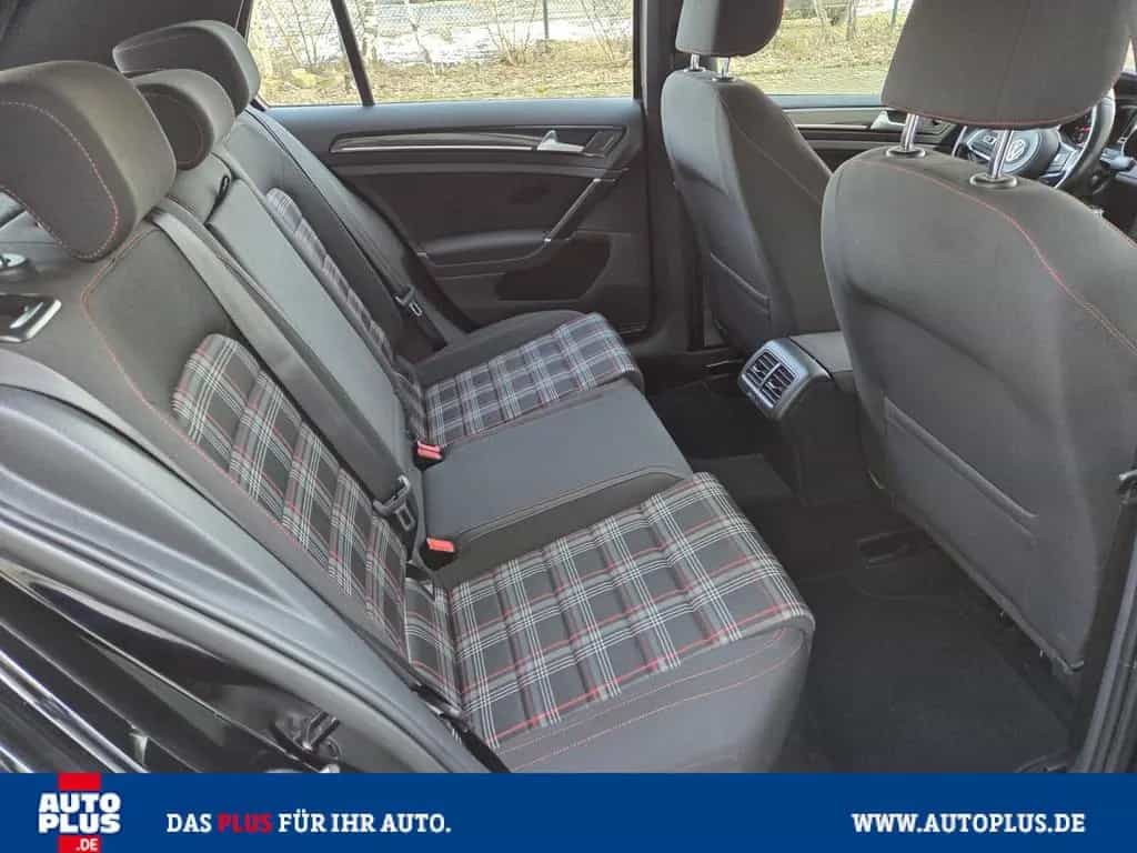 Volkswagen Golf GTI Performance PDC+SITZHZG+XENON+1. HAND 09/2013-photo-23