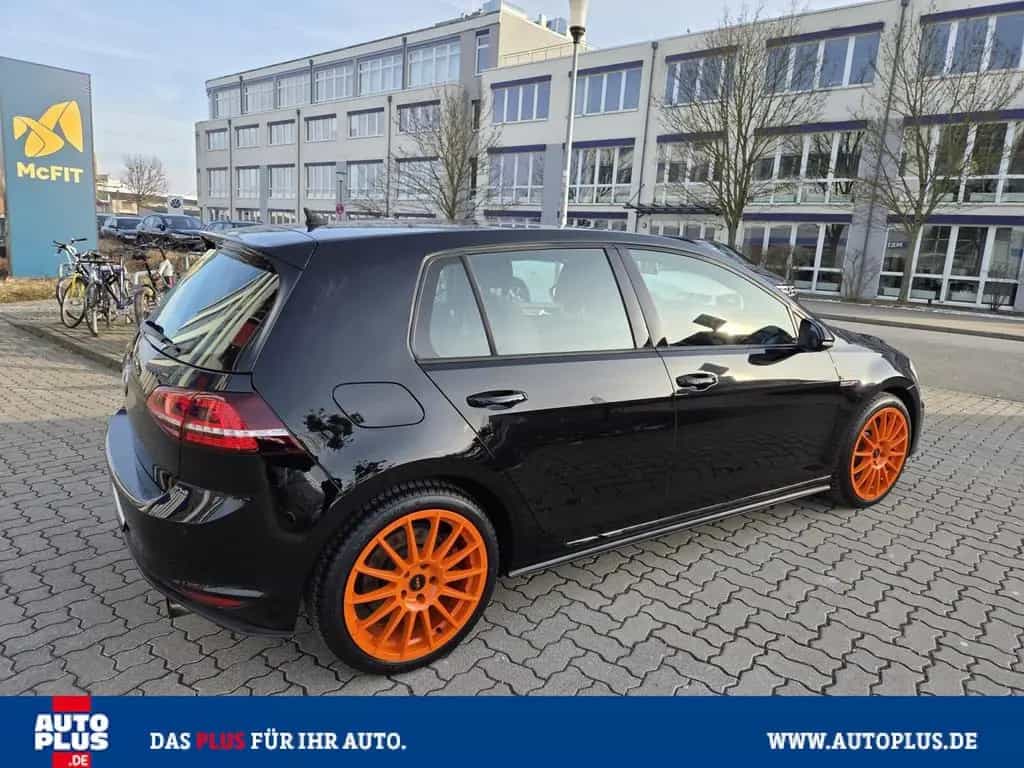 Volkswagen Golf GTI Performance PDC+SITZHZG+XENON+1. HAND 09/2013-photo-5