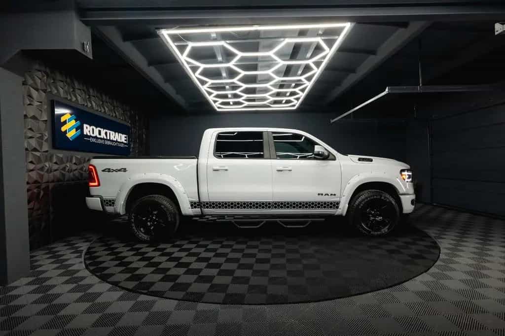 Dodge RAM 5.7 V8 HEMI 4x4 OFFROAD Night AXLE LOCK 19% 08/2020-photo-12