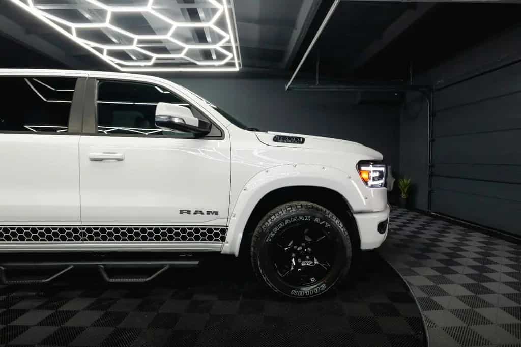Dodge RAM 5.7 V8 HEMI 4x4 OFFROAD Night AXLE LOCK 19% 08/2020-photo-14