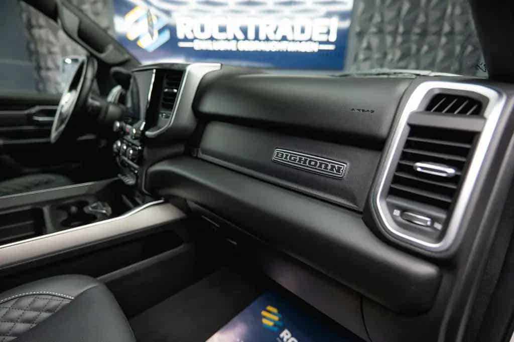 Dodge RAM 5.7 V8 HEMI 4x4 OFFROAD Night AXLE LOCK 19% 08/2020-photo-46