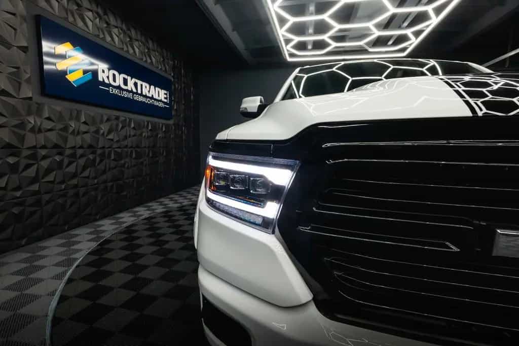 Dodge RAM 5.7 V8 HEMI 4x4 OFFROAD Night AXLE LOCK 19% 08/2020-photo-6