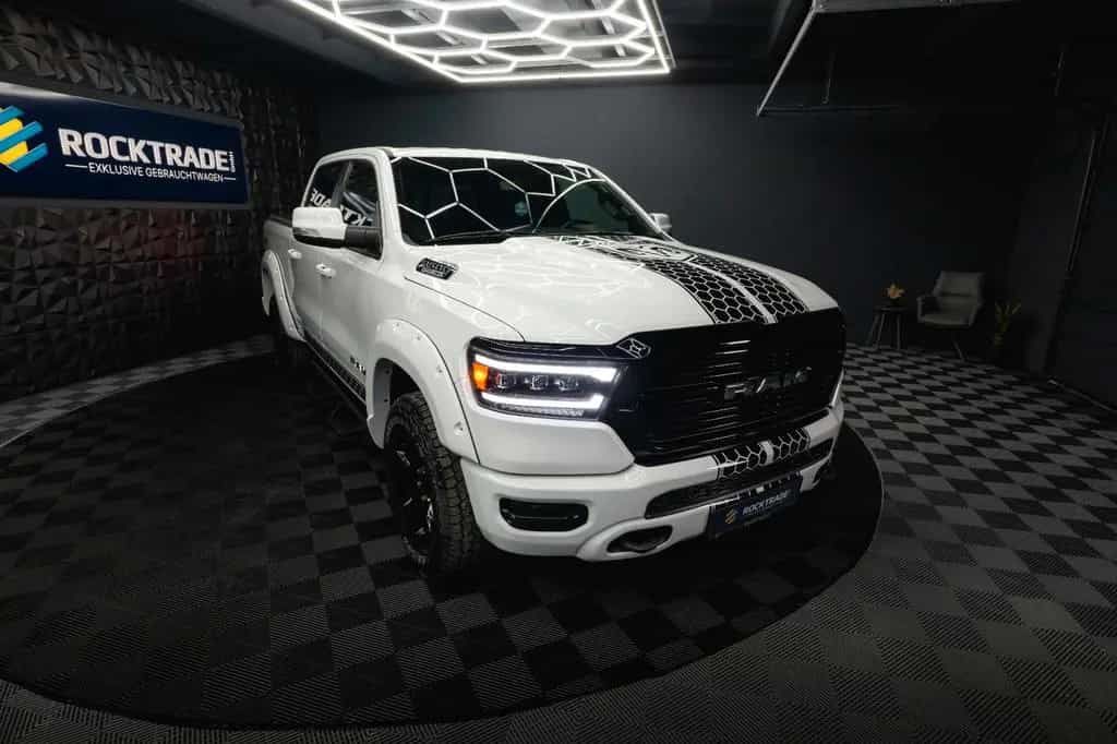 Dodge RAM 5.7 V8 HEMI 4x4 OFFROAD Night AXLE LOCK 19% 08/2020-photo-8
