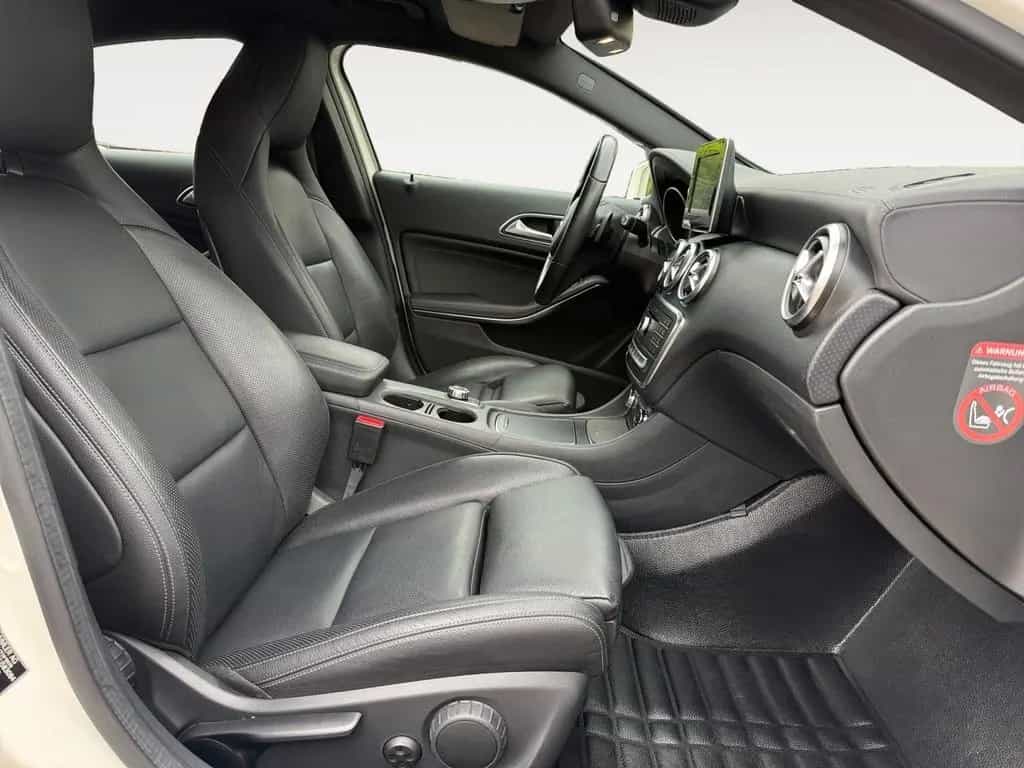 Mercedes-Benz A 220 4MATIC*NAVI*AUTOM*LED*KLIMAAUT.*S-Heft* 02/2017-photo-15