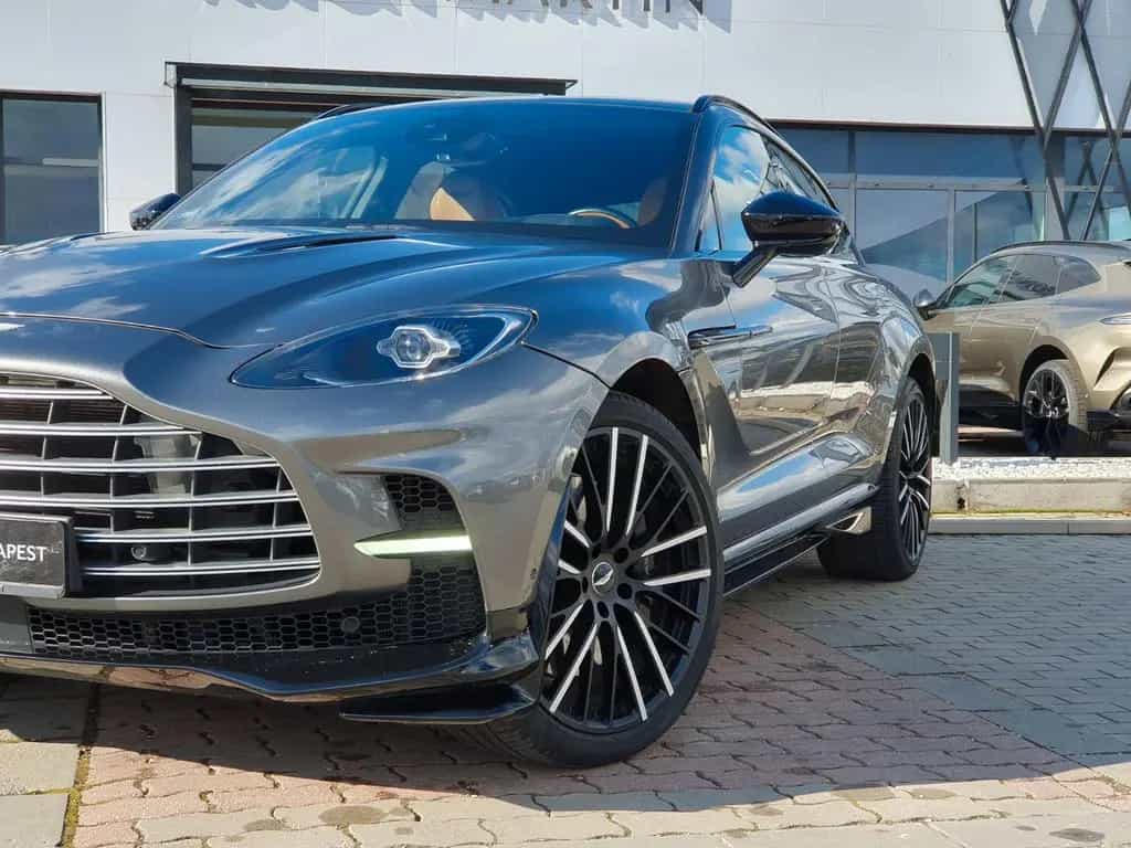 Aston Martin DBX 4.0 V8 DBX707 01/2024-photo-6