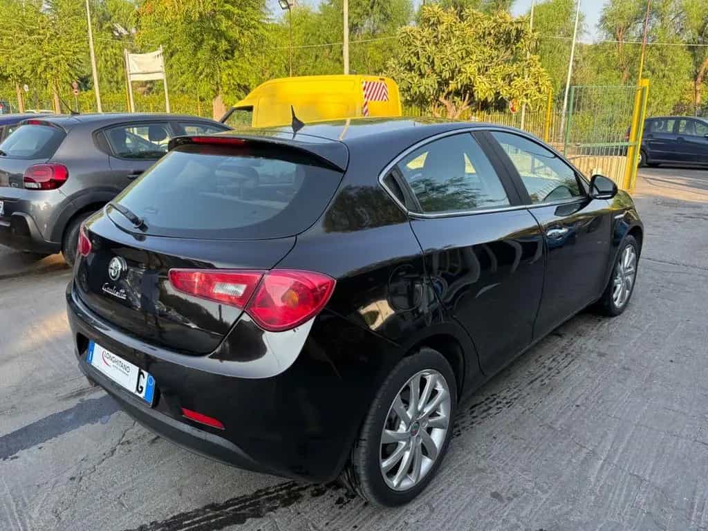 Alfa Romeo Giulietta 1.6 MULTIJET 105 CV Exclusi 09/2015-photo-5