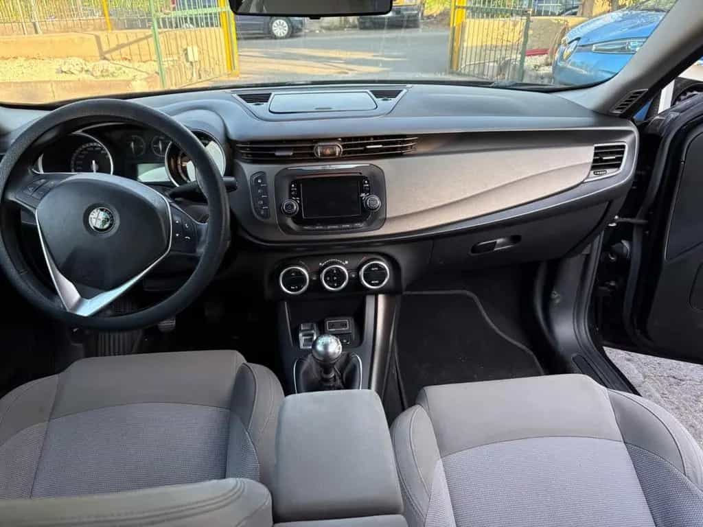 Alfa Romeo Giulietta 1.6 MULTIJET 105 CV Exclusi 09/2015-photo-8