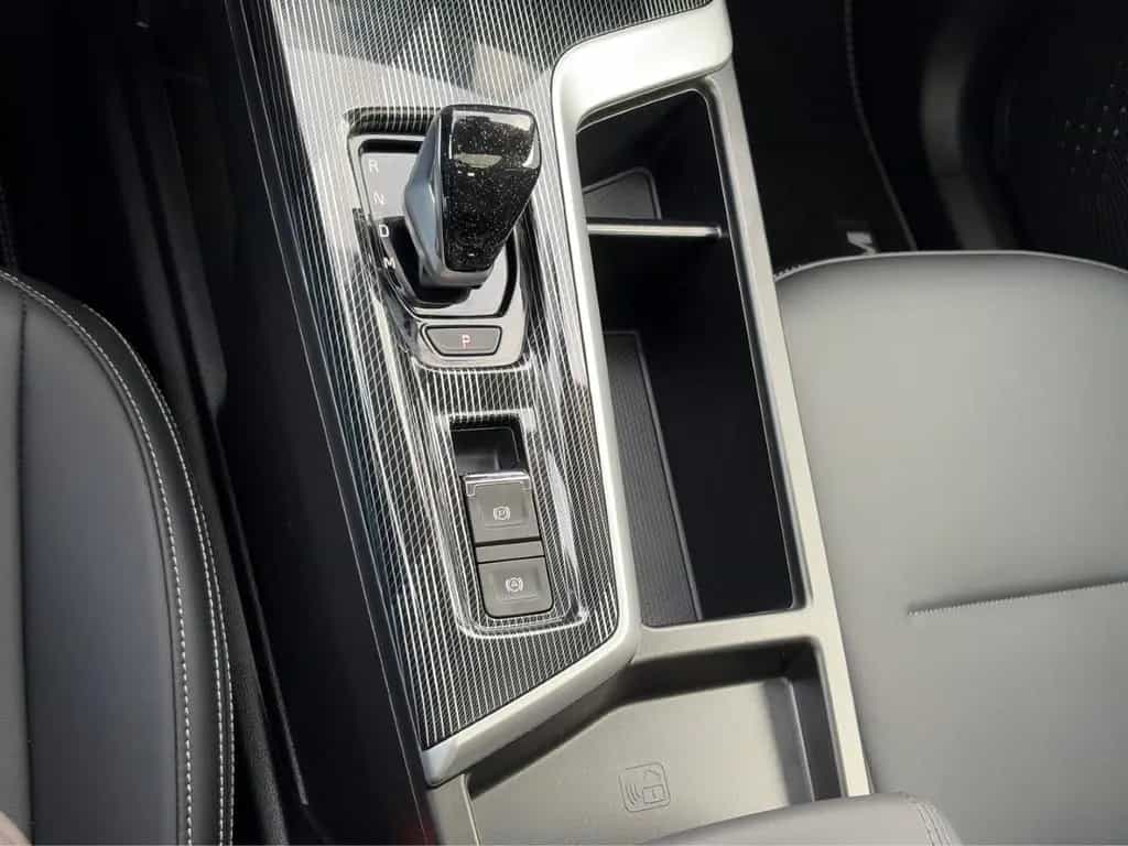 GWM Haval Jolion Pro PREMIUM 1.5 Turbo *PANORAMA*LED null-photo-17