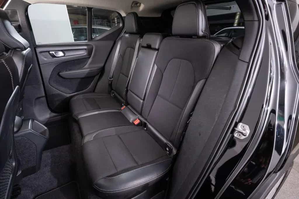 Volvo XC40 T4 Geartronic Momentum 04/2019-photo-17