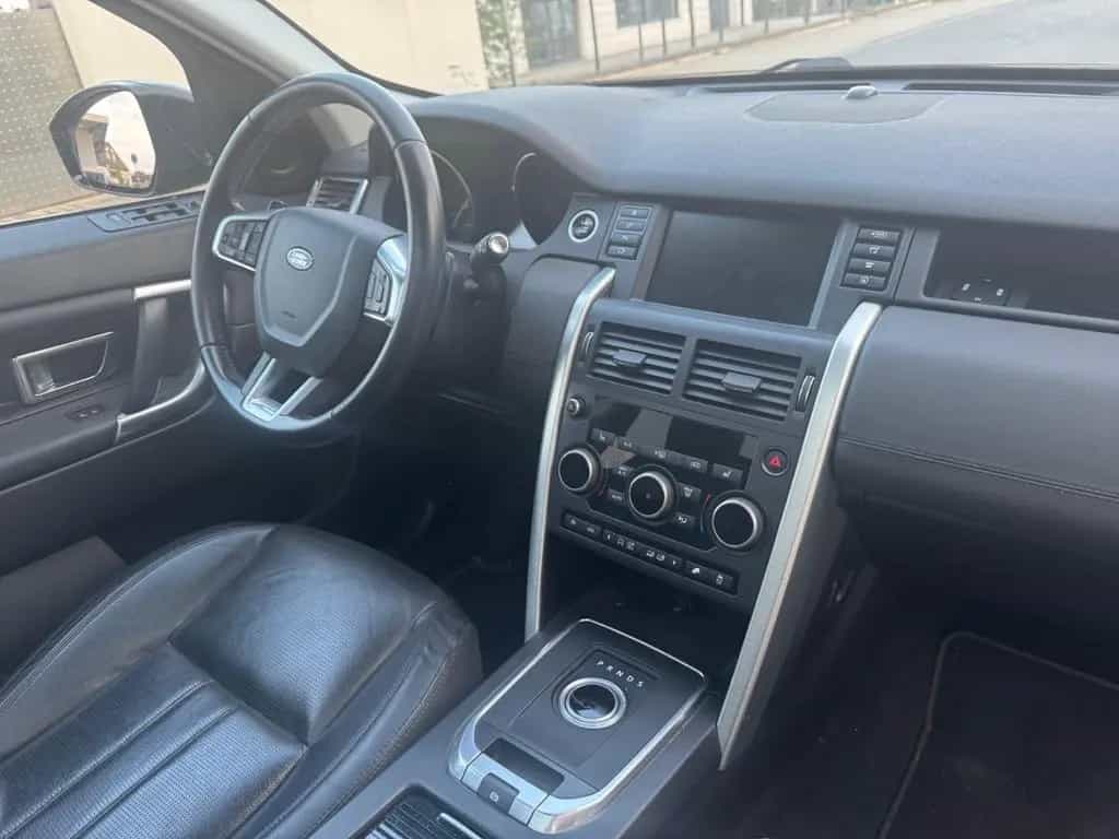 Land Rover Discovery Sport HSE Motor läuft unruhig 12/2016-photo-21