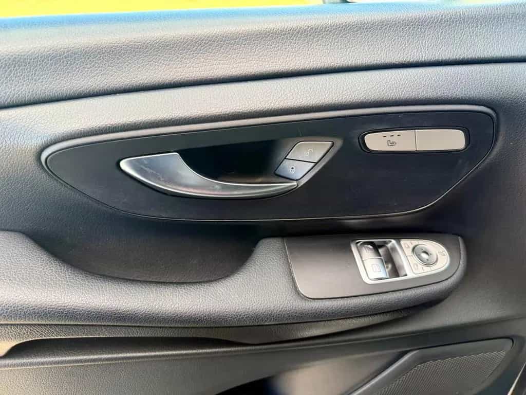 Mercedes-Benz V 220 d EDITION lang/LED/ALU/2xS./S-Heft/Mwst. 02/2023-photo-8