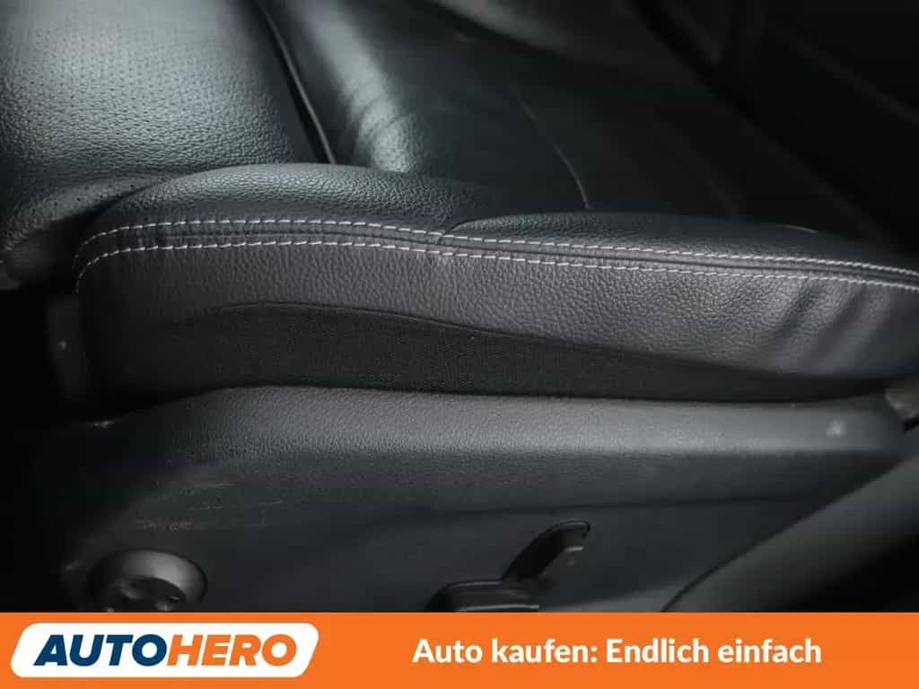 Mercedes-Benz C 300 C-Klasse C 300 Mild-Hybrid AMG Line Aut.*NAVI* 08/2019-photo-29