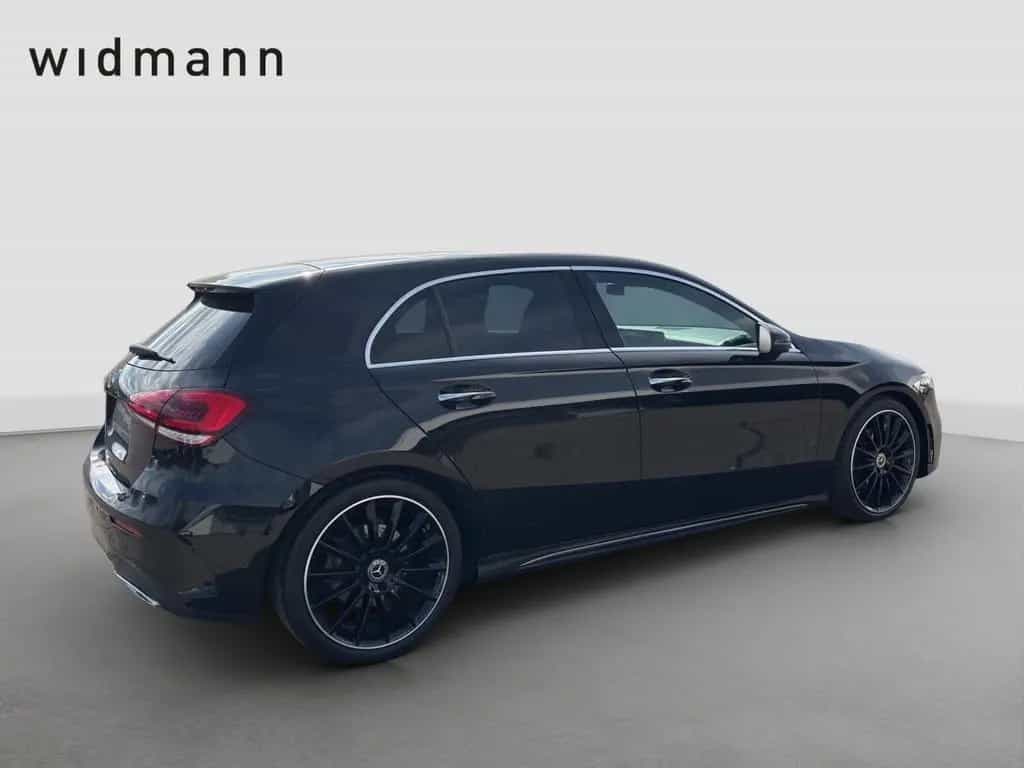 Mercedes-Benz A-Class 200 *AMG-Line*AHK*Multibeam*Burmester*Keyless* 09/2018-photo-2