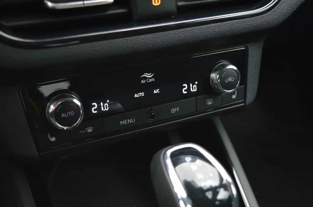 Skoda Kamiq Ambition/SHZ/SmartLink/Kamera 03/2023-photo-9