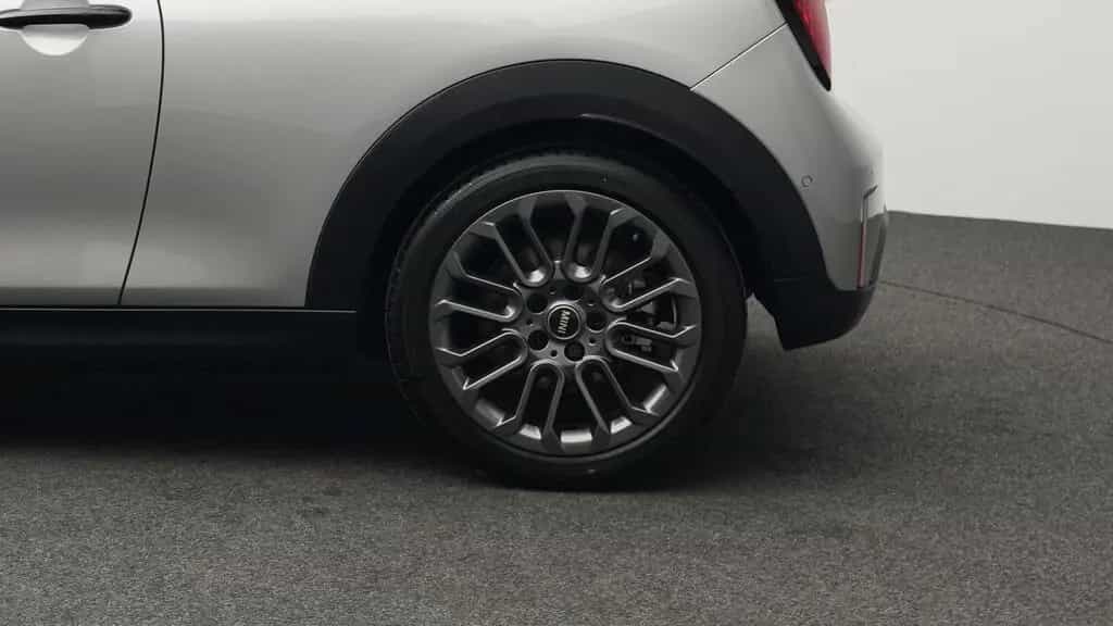 MINI Cooper C 12/2024-photo-17