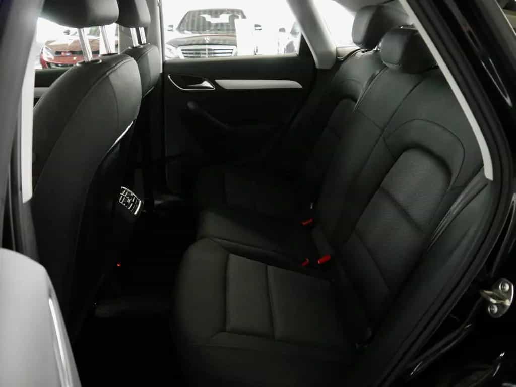 Audi Q3 Sport*Navi*PDC*AHK 07/2016-photo-17