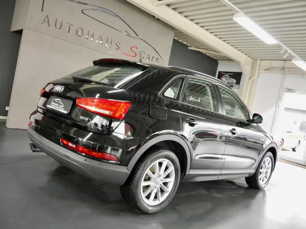 Audi Q3 Sport*Navi*PDC*AHK 07/2016-photo-7