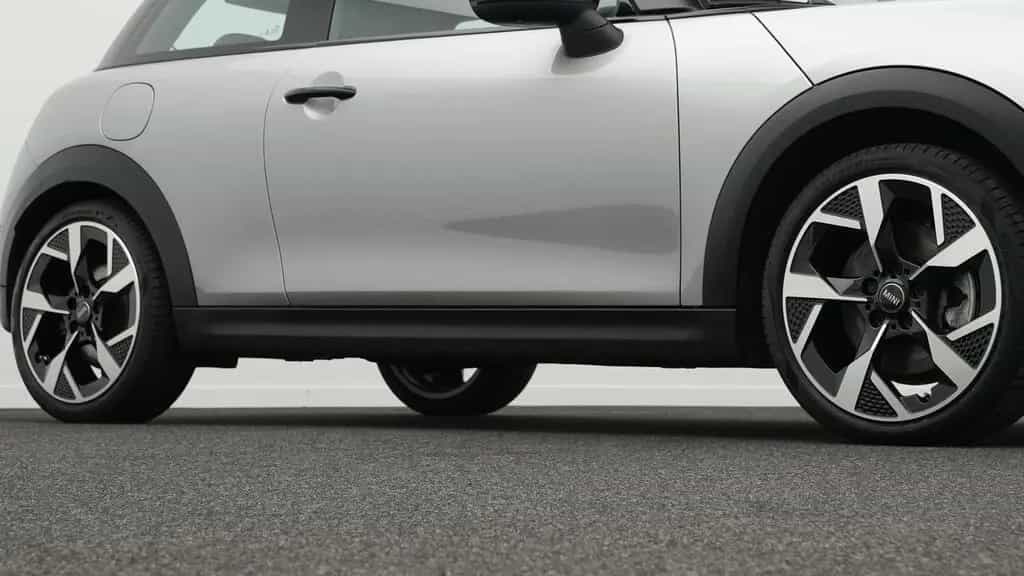 MINI Cooper C 06/2024-photo-19