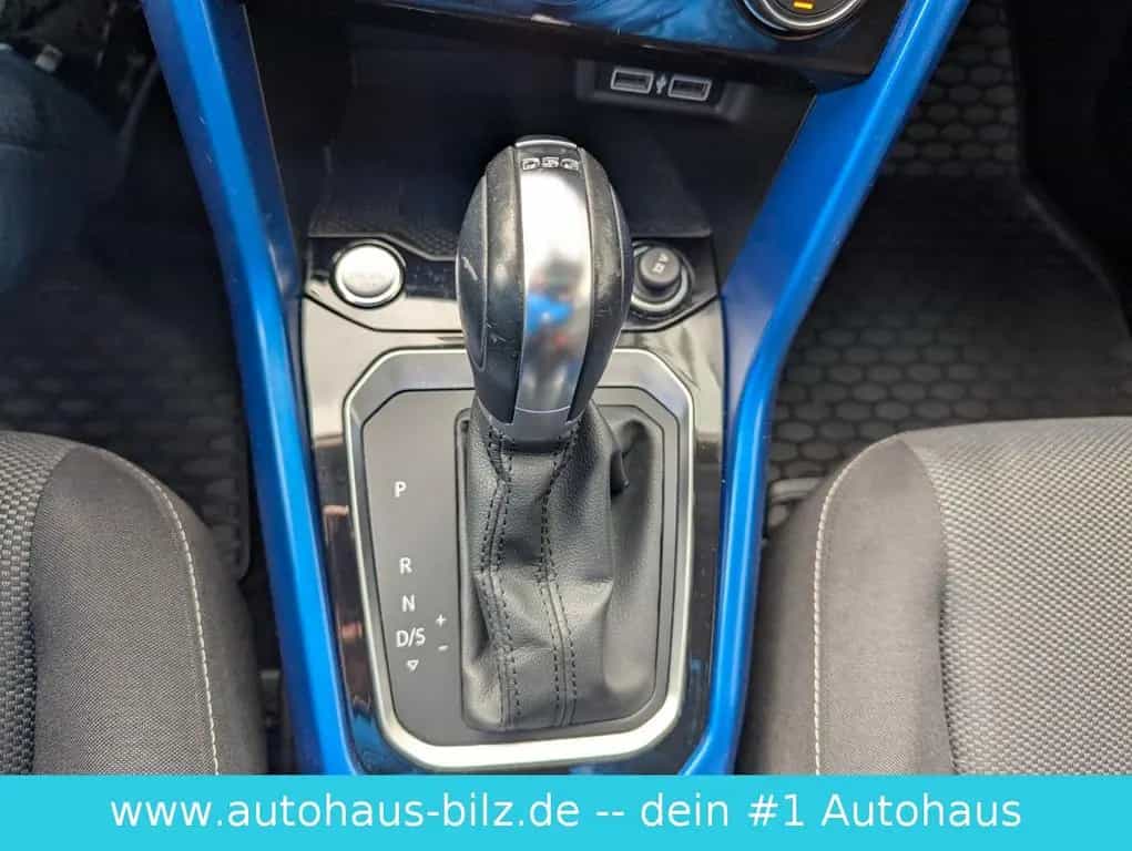 Volkswagen T-Roc Style*R-Line*AHK*Kamera*Navi* 06/2019-photo-21